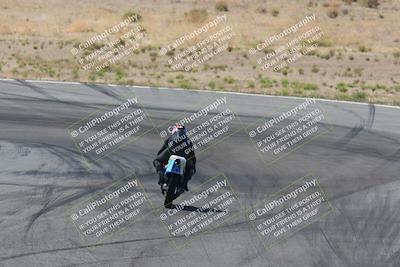 media/Apr-20-2025-AHRMA (Sun) [[393a79c373]]/Race/Group 2/Turn 4b/